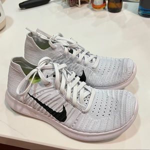 Nike Free Flyknit (almost unworn)
